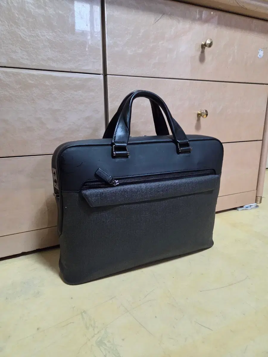 thumbnail-0